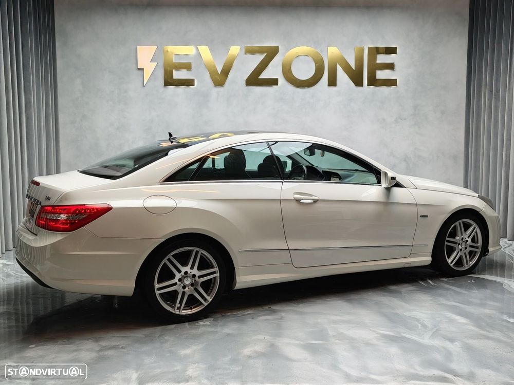 Mercedes-Benz E 250 CGi Classic BlueEfficiency - 7