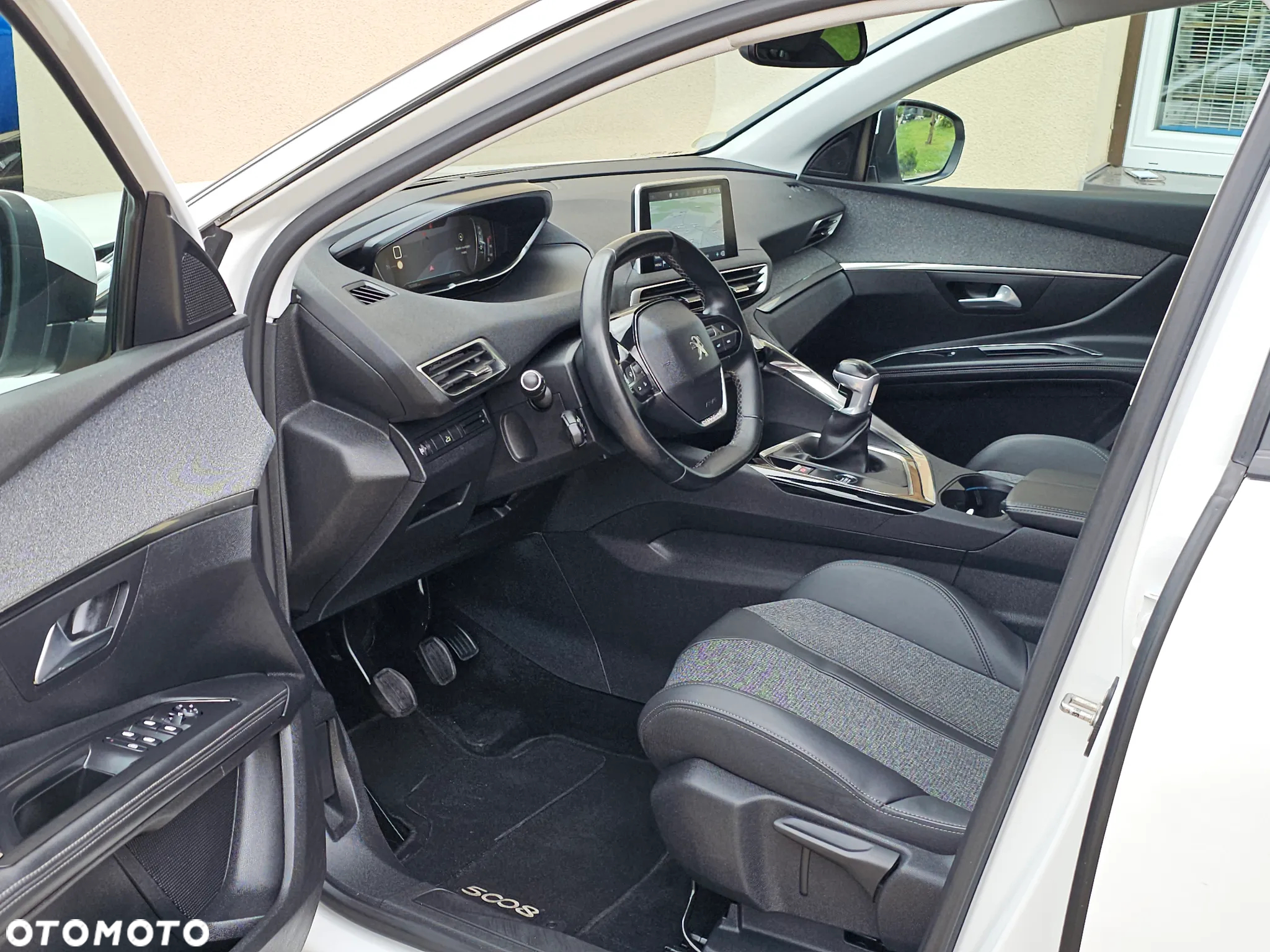 Peugeot 5008 BlueHDI 130 Allure Business-Paket - 22