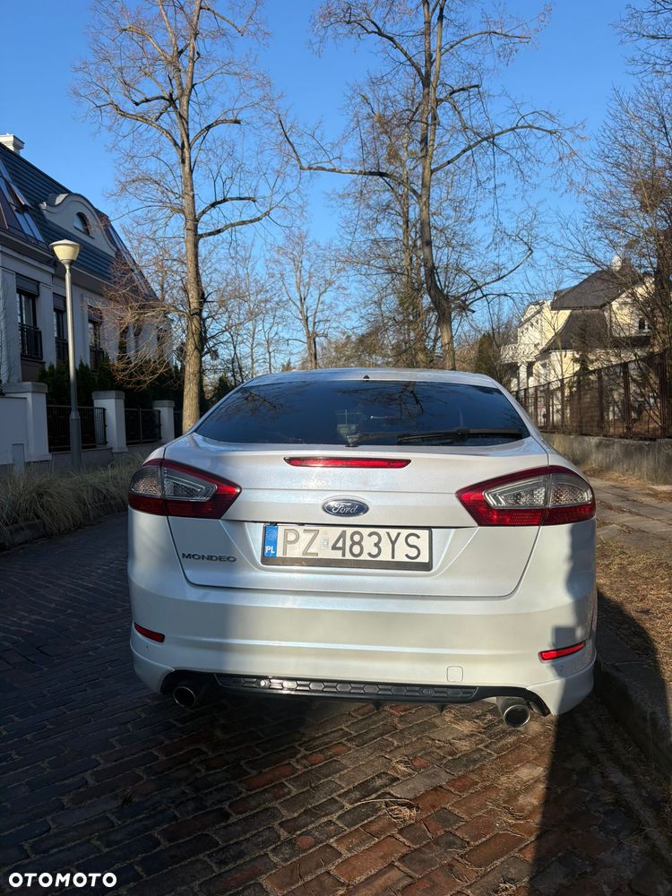 Ford Mondeo 2.0 T Titanium - 9