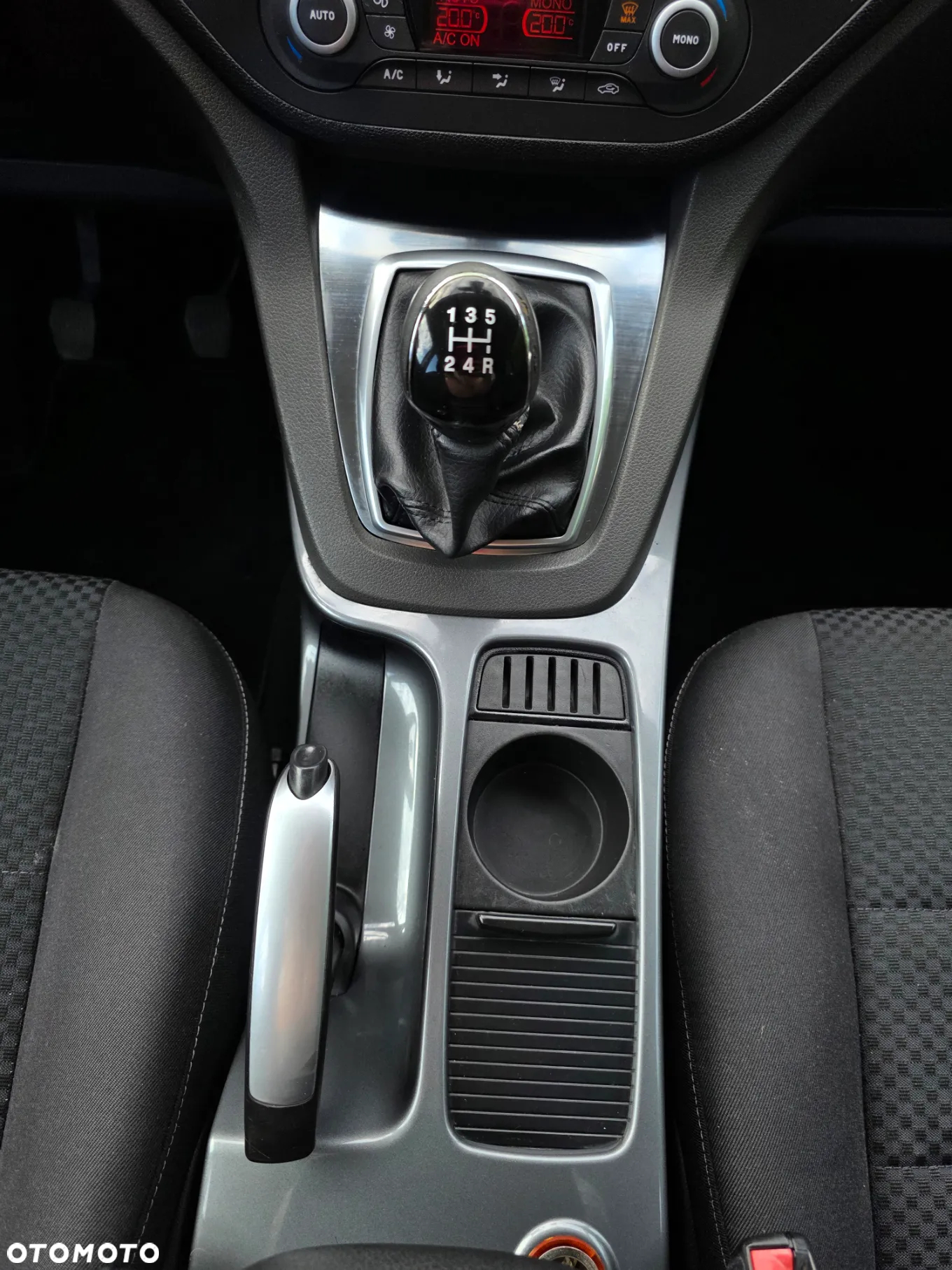 Ford C-MAX 1.8 Titanium - 17