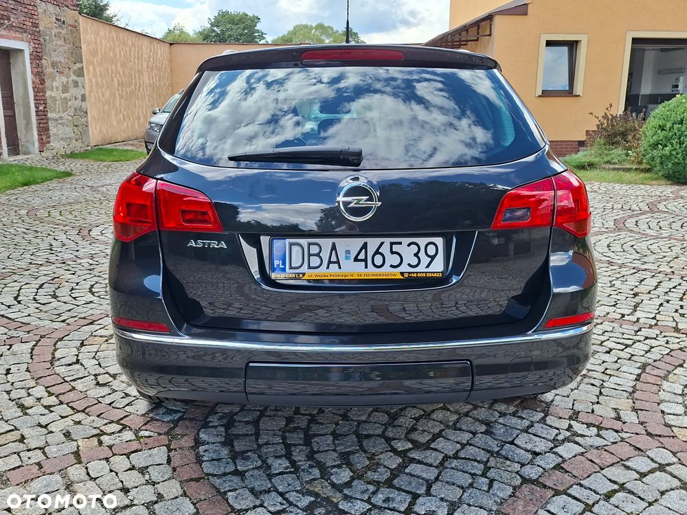 Opel Astra 1.4 Turbo Style - 10