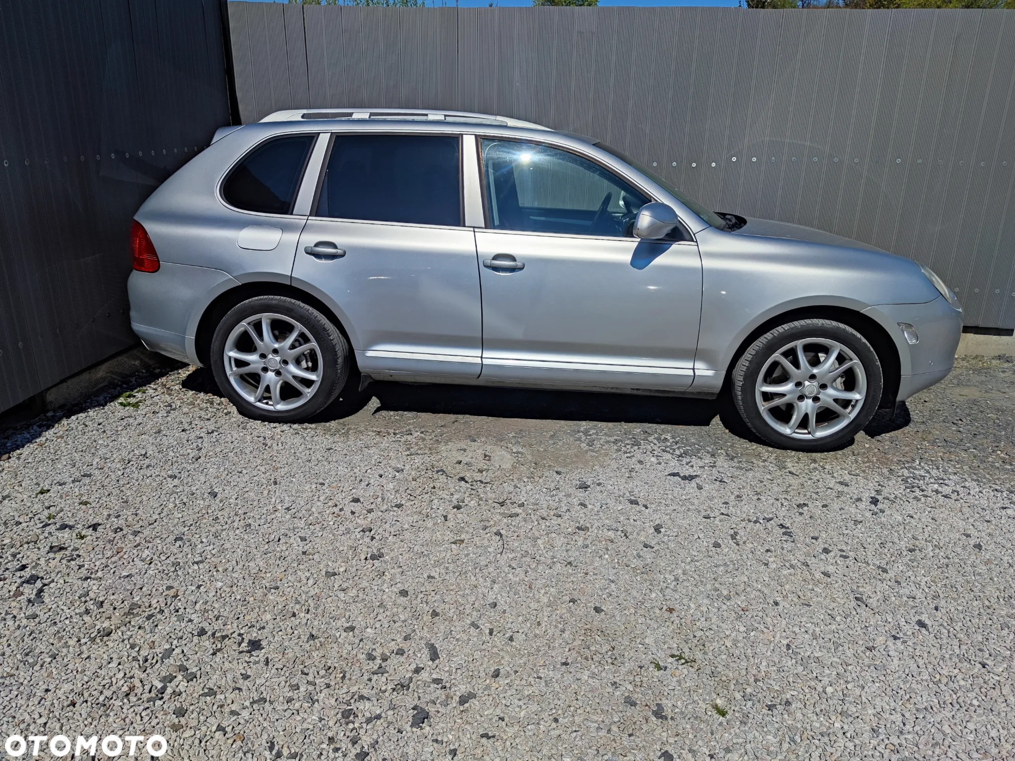 Porsche Cayenne - 9