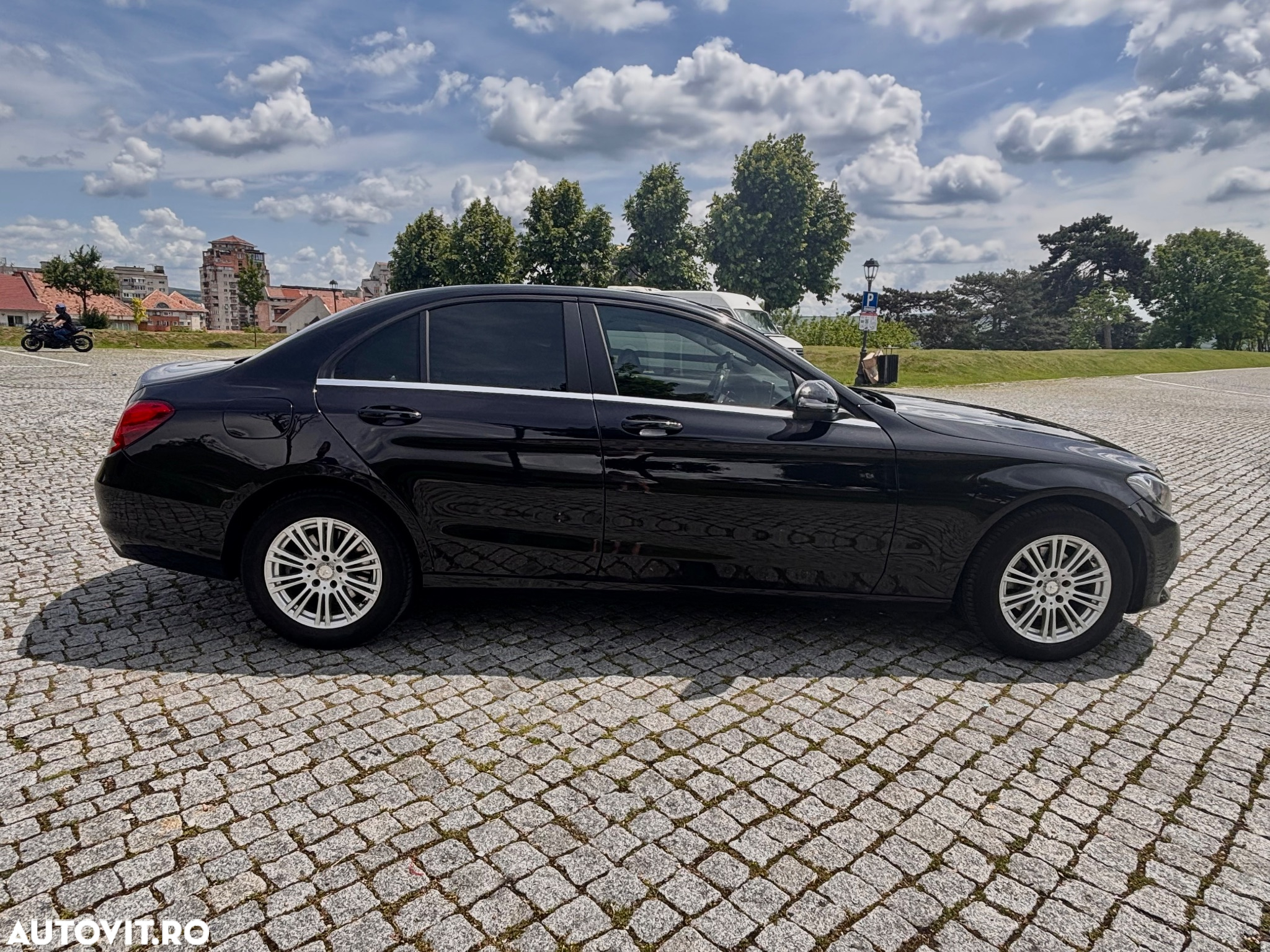 Mercedes-Benz C - 4