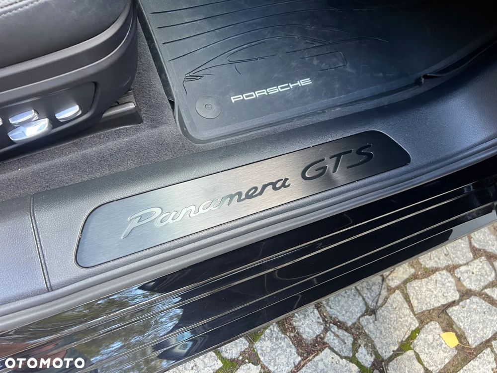 Porsche Panamera GTS GPF - 4