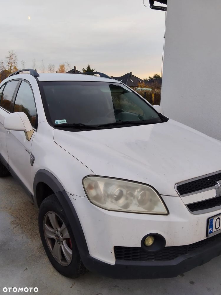 Chevrolet Captiva 2.4 LS 5os - 1