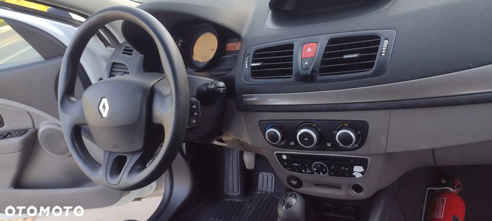 Renault Megane 1.6 16V Authentique - 17