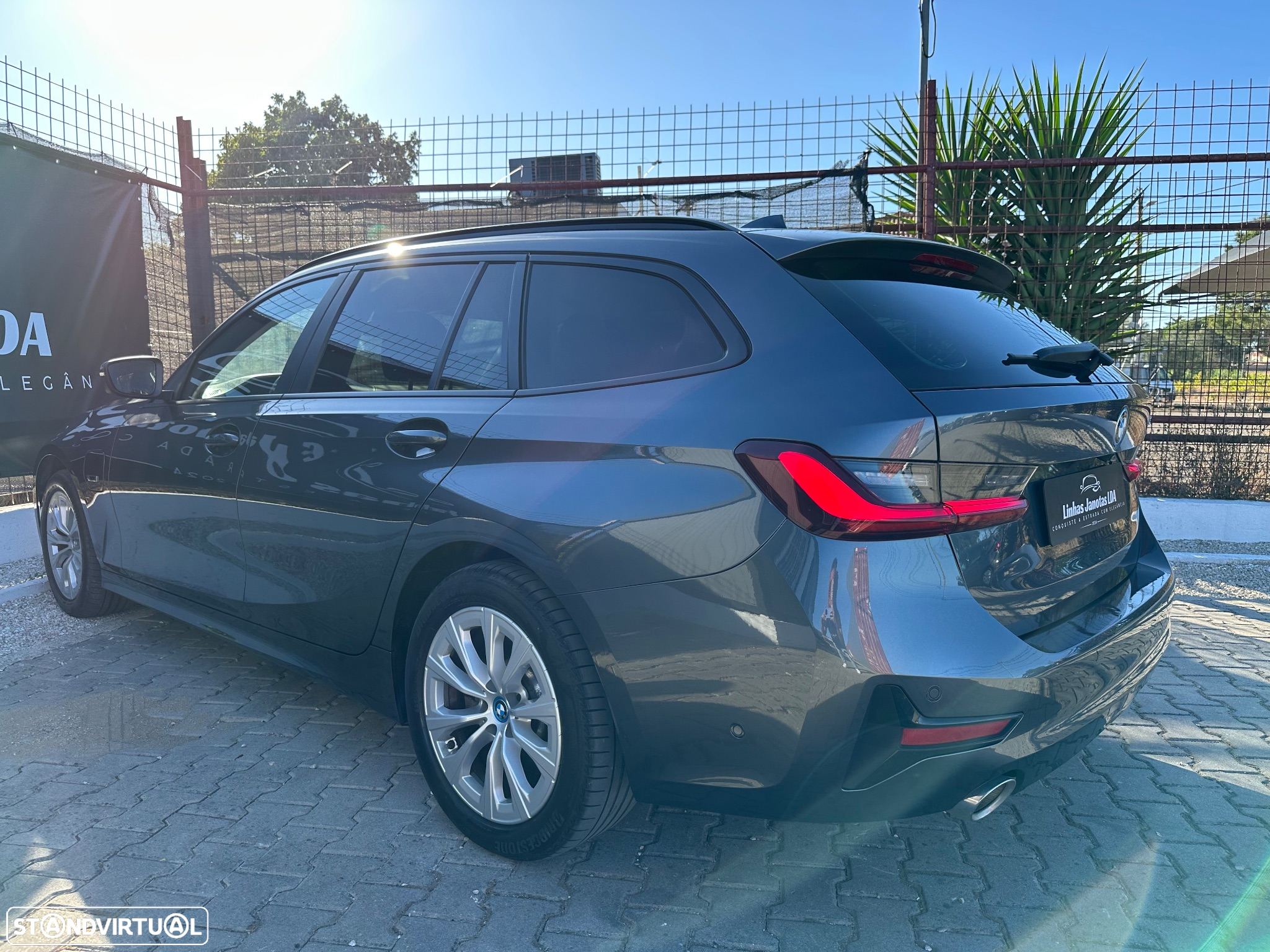 BMW 330 e Touring Aut. Advantage - 2