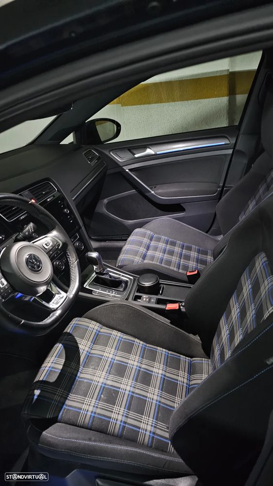 VW Golf 1.4 GTE Plug-In-Hybrid DSG - 5