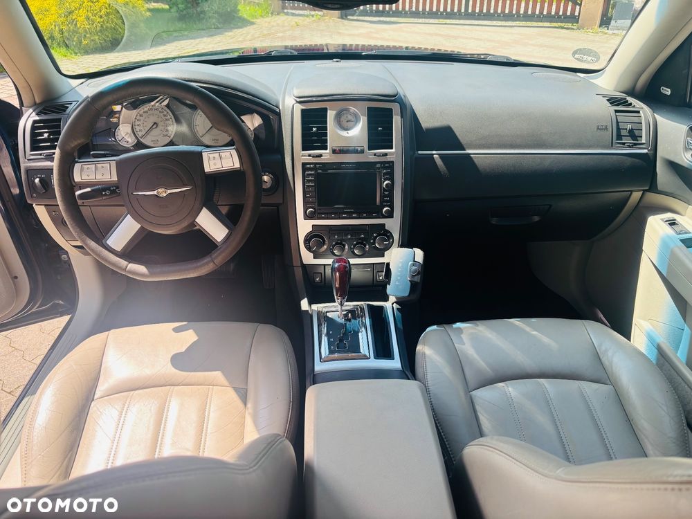 Chrysler 300C 5.7 V8 HEMI Automatik - 9