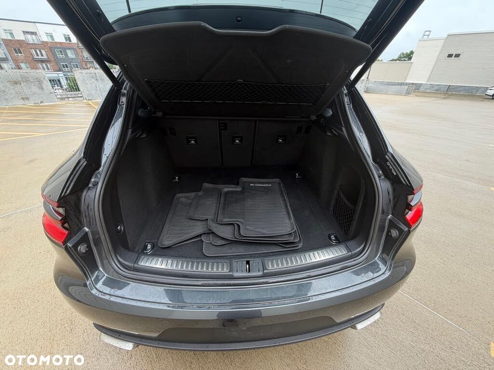 Porsche Macan Standard - 17