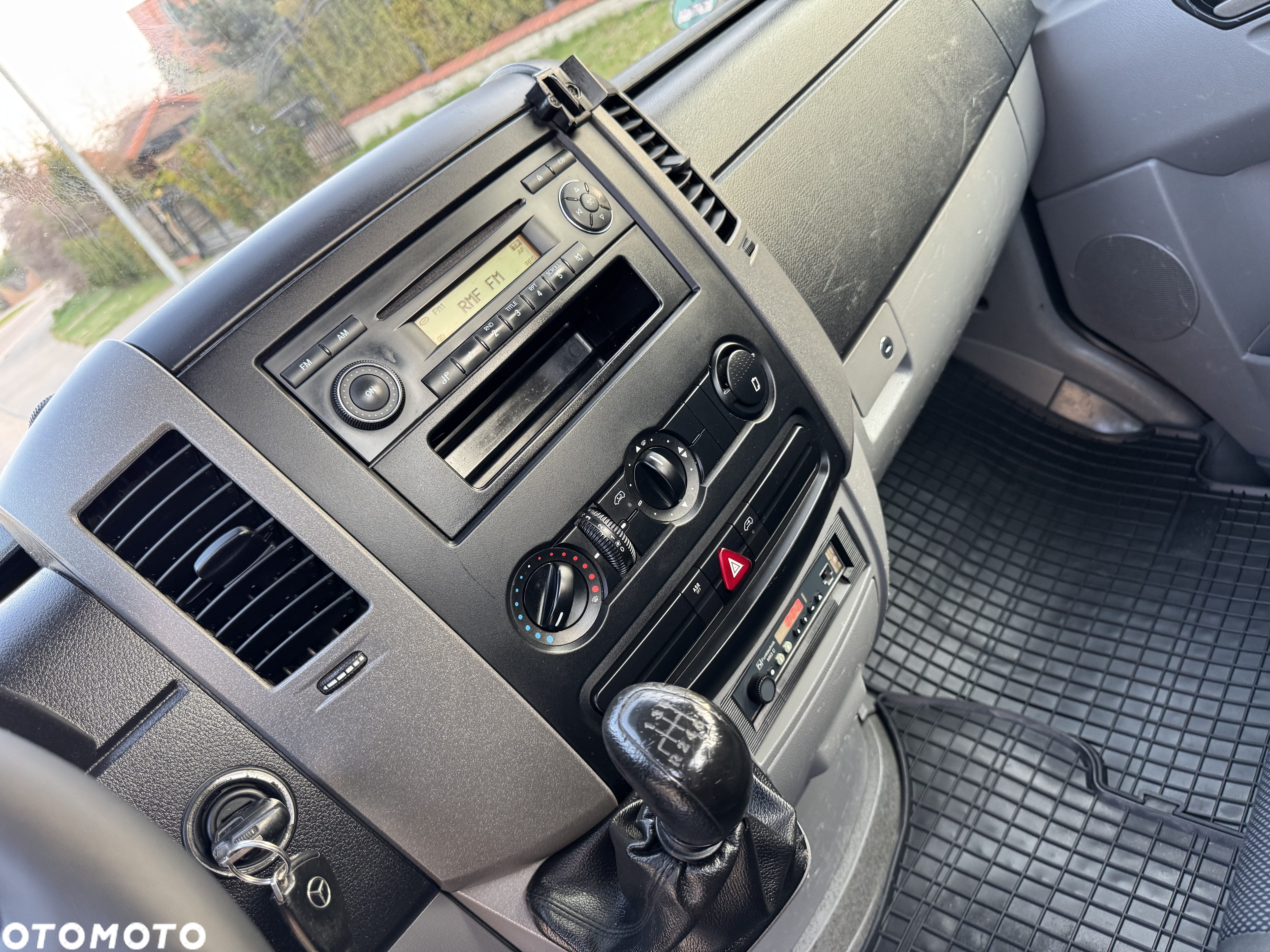 Mercedes-Benz Sprinter - 31