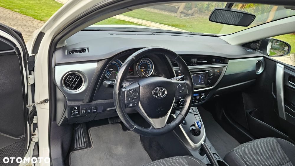 Toyota Auris - 17
