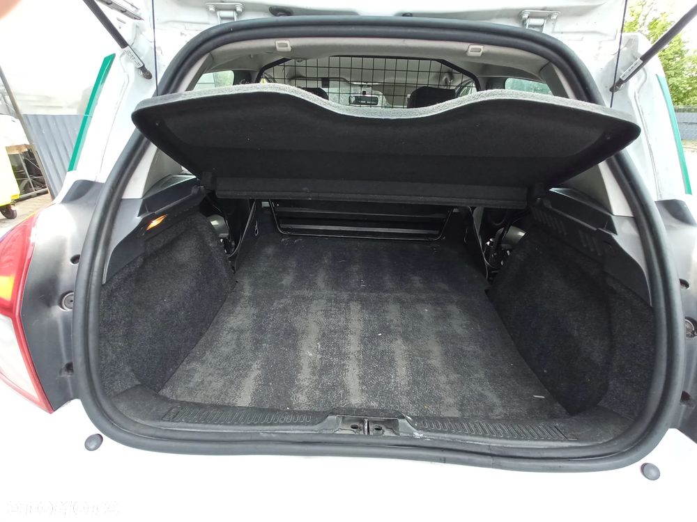 Renault Clio - 7