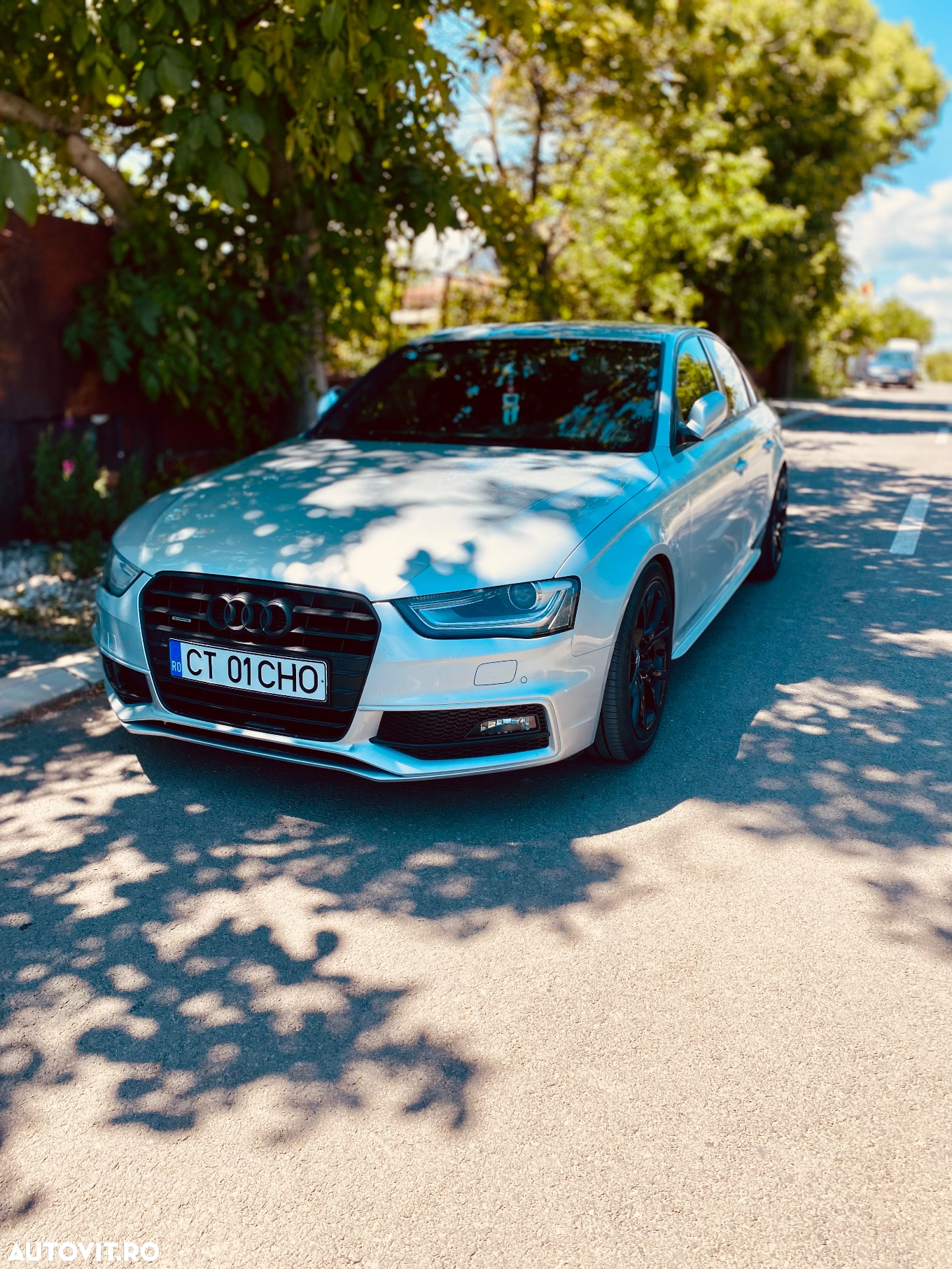 Audi A4 2.0 TDI quattro Stronic - 4