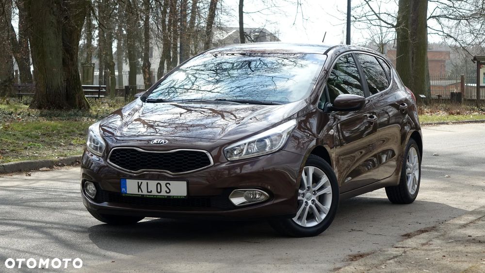 Kia Ceed - 23