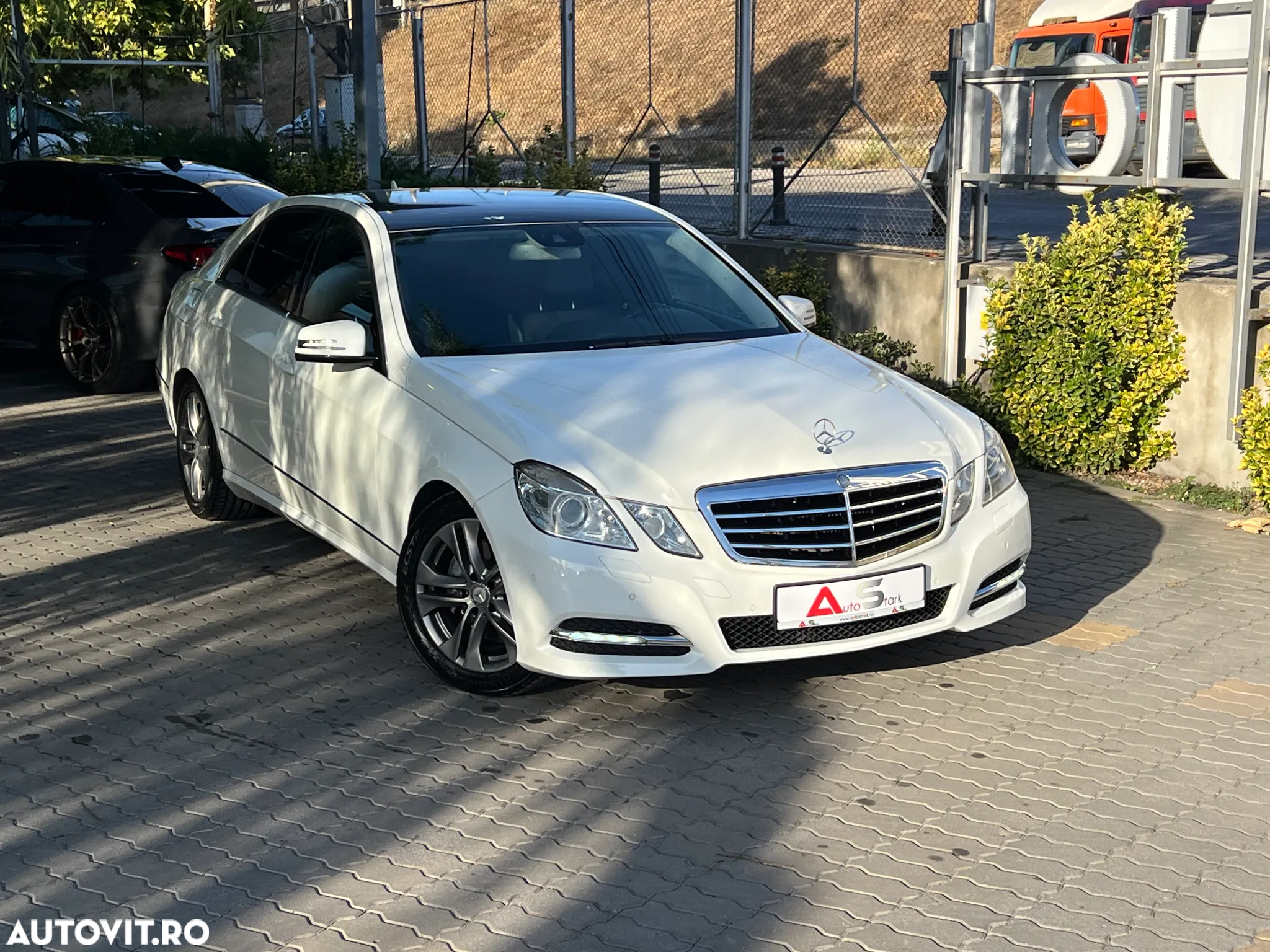 Mercedes-Benz E 250 CDI DPF BlueEFFICIENCY 7G-TRONIC Avantgarde - 3