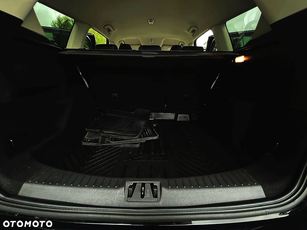 Ford Kuga 2.0 TDCi 4x4 Vignale - 37