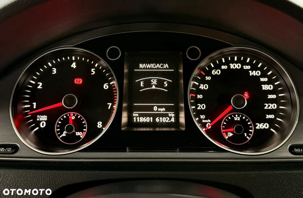 Volkswagen Passat 1.4 TSI BMT Comfortline - 13