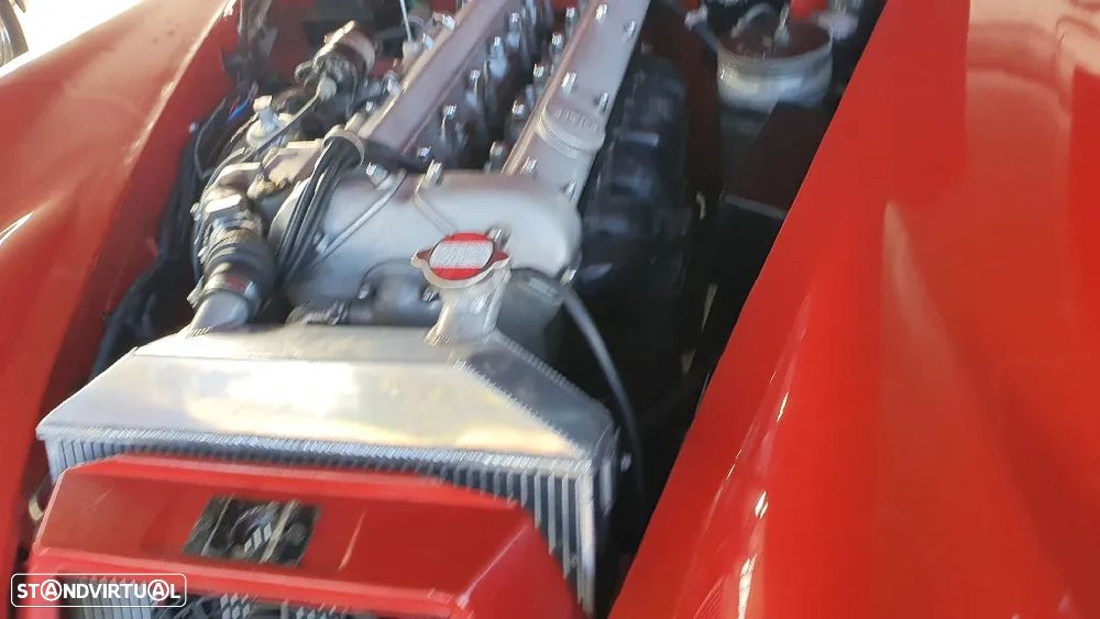 Jaguar XK140 - 12