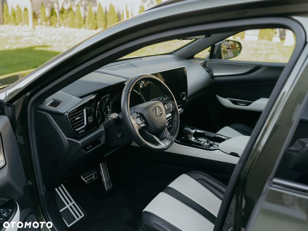 Lexus NX 350h F Sport AWD - 12