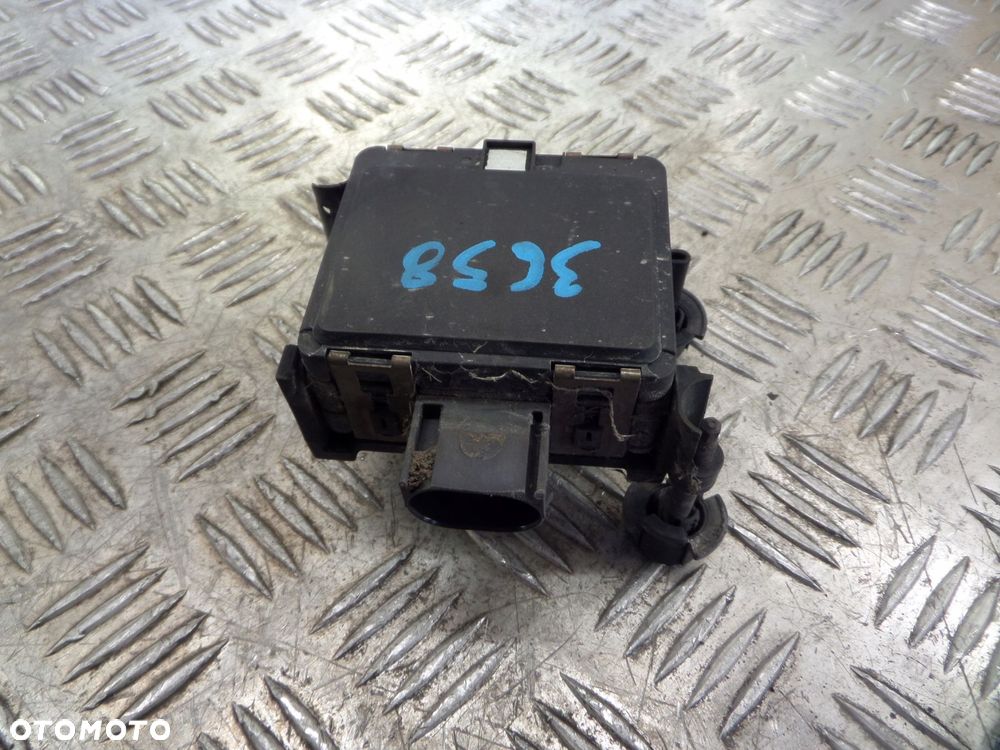 vw audi seat skoda 5q0907561f golf vii a3 loen iii radar sensor distronic - 1