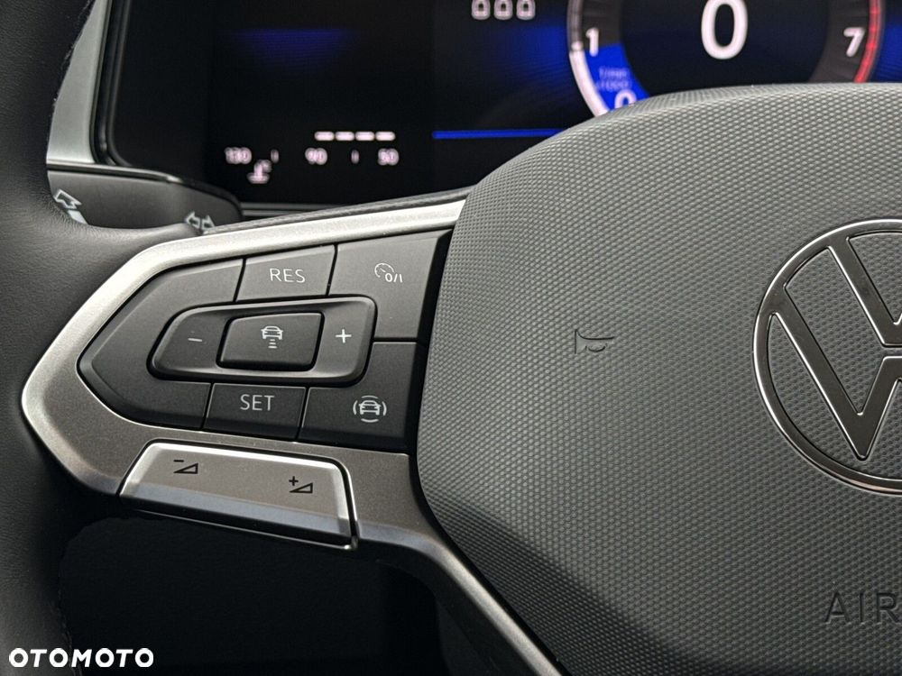 Volkswagen T-Roc 1.5 TSI Life - 16