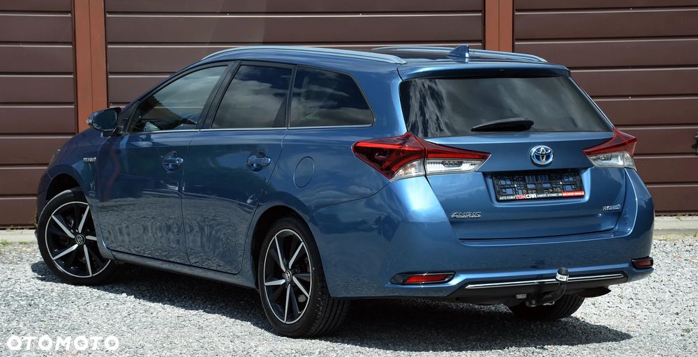 Toyota Auris Hybrid 135 Prestige - 4
