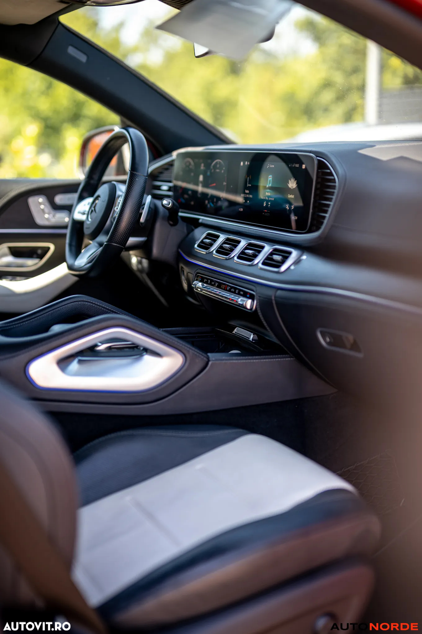 Mercedes-Benz GLE 400 d 4Matic 9G-TRONIC AMG Line - 40