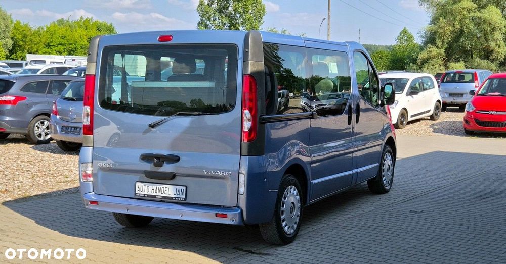 Opel Vivaro - 15
