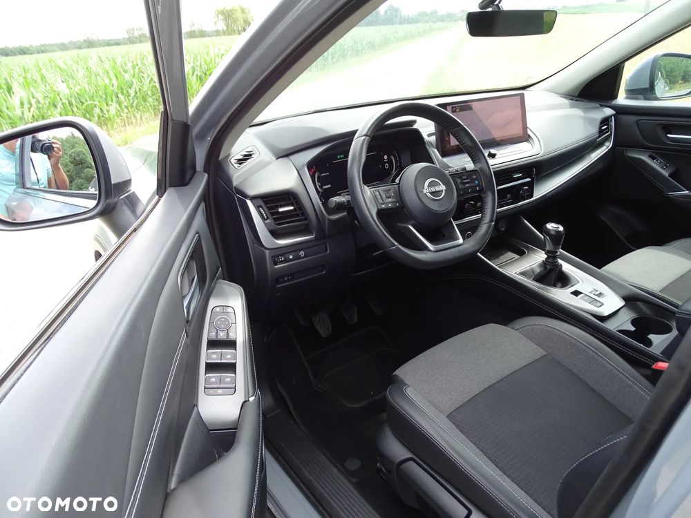 Nissan Qashqai 1.3 DIG-T N-Connecta - 9