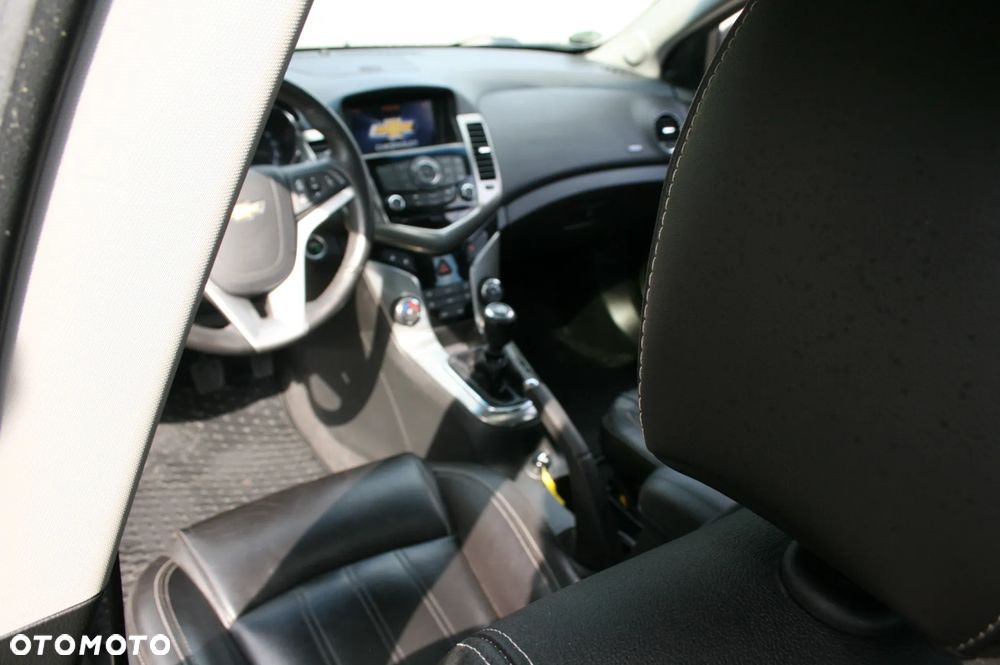 Chevrolet Cruze - 9