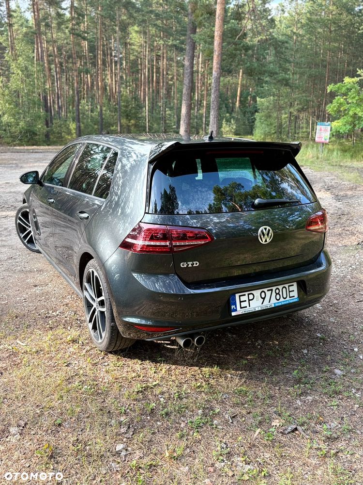 Volkswagen Golf 2.0 TDI BMT GTD DSG - 5