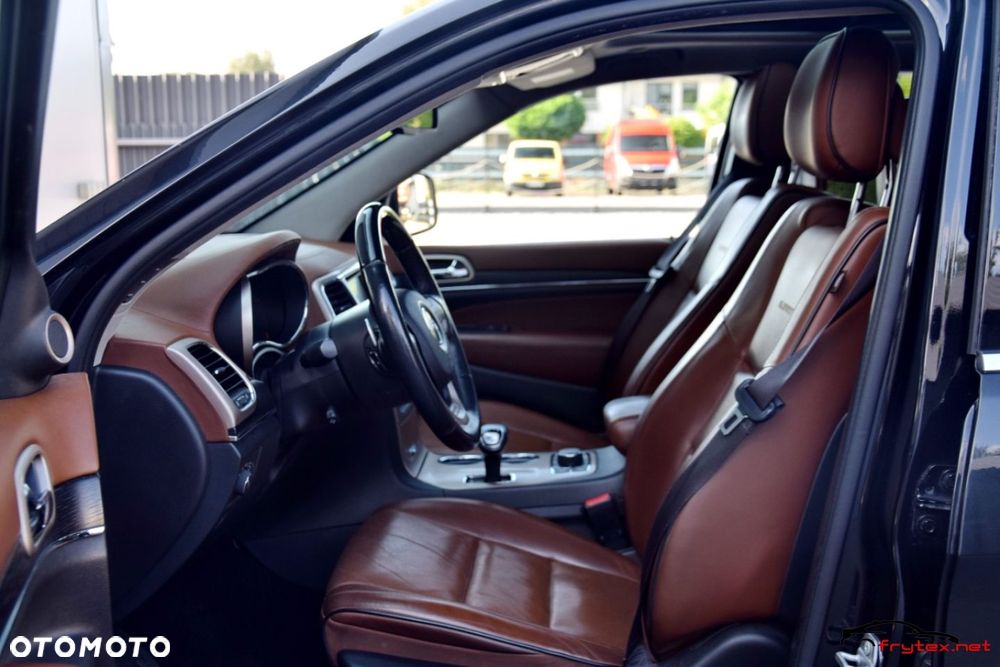 Jeep Grand Cherokee - 17
