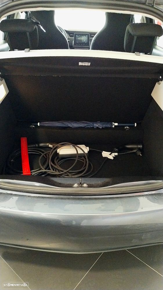 Renault Zoe (c/ Bateria) Zen 50 - 26