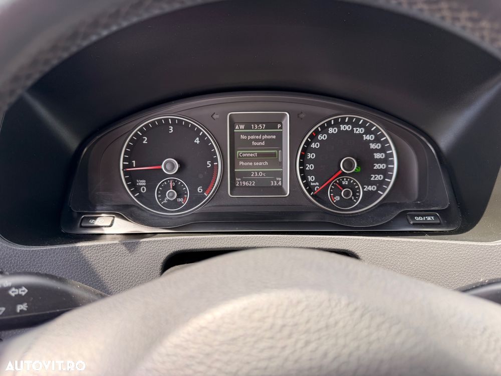 Volkswagen Caravelle - 17
