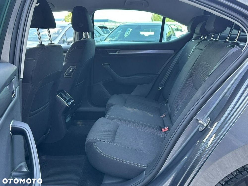 Skoda Superb 1.5 TSI Style DSG - 18