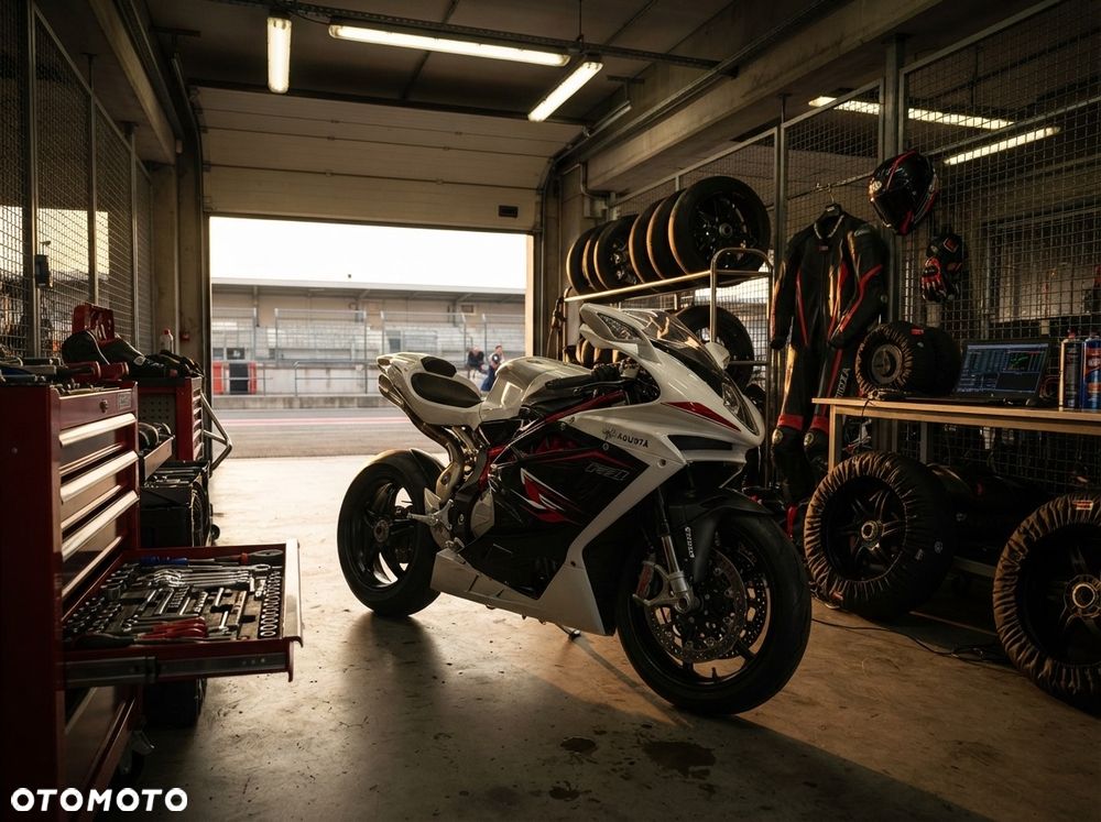 MV AGUSTA F4 - 3