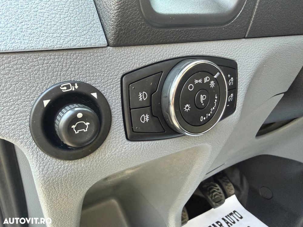 Ford Transit - 16