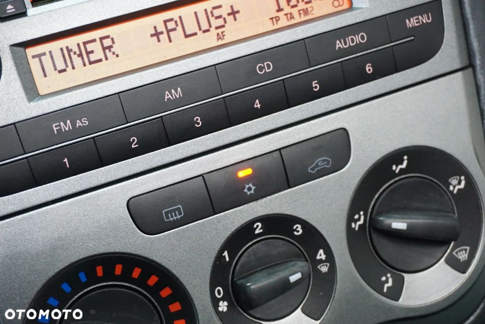 Fiat Grande Punto 1.4 8V Start - 31