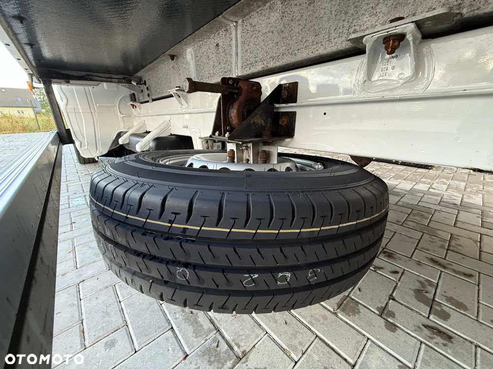 MAN TGE 3.180 / Kontener 8EP + Winda 750KG / 2021 ROK PRODUKCJI / Automat 8-biegów / DUŻY SERWIS / ZAREJESTROWANY W PL - 23