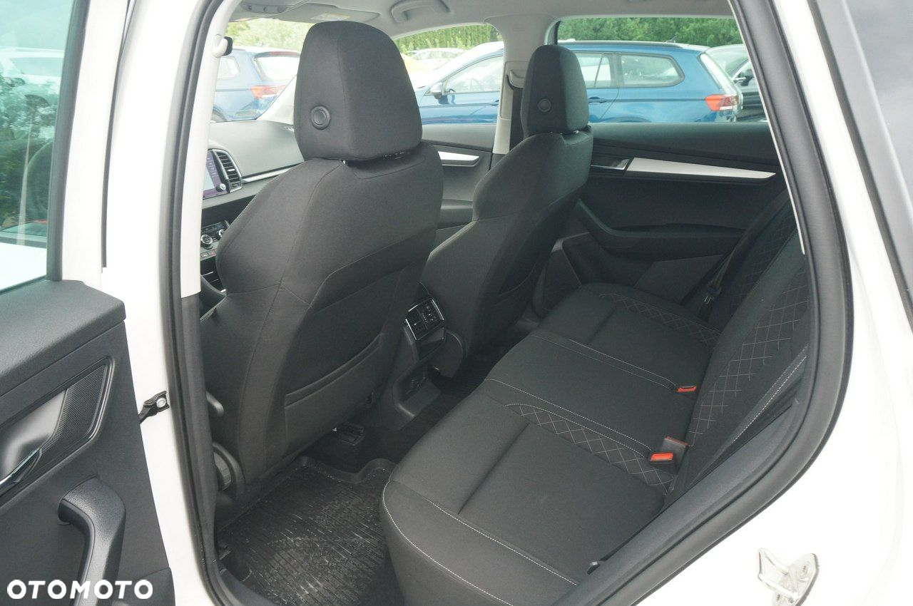 Skoda Karoq 1.5 TSI ACT 4x2 Ambition DSG - 23