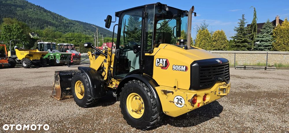 Caterpillar 906M - 4