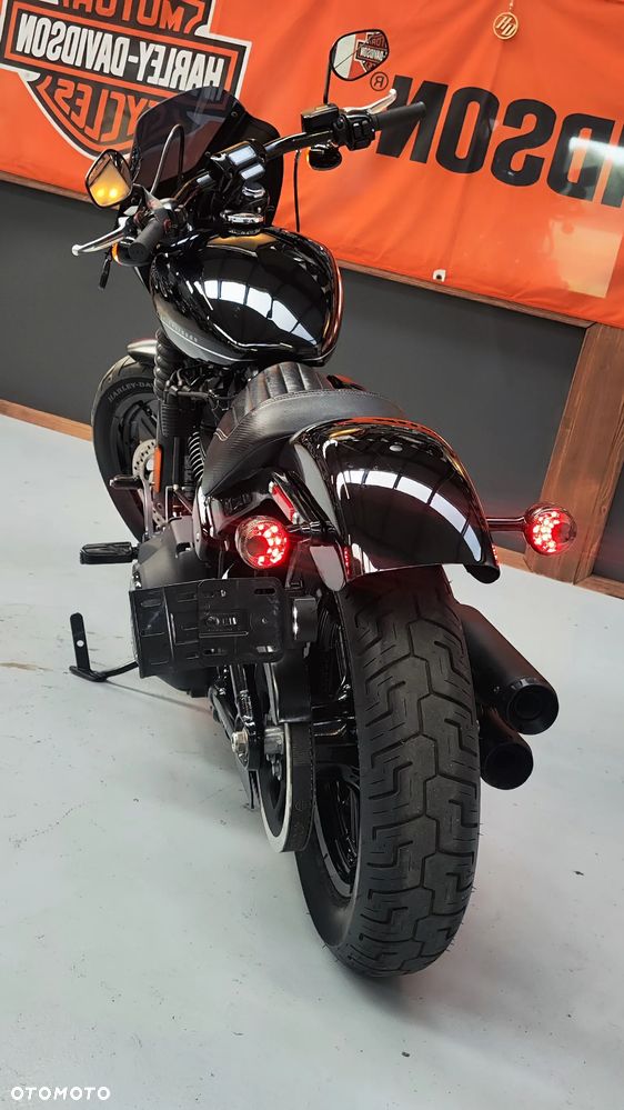 Harley-Davidson Softail Street Bob - 8