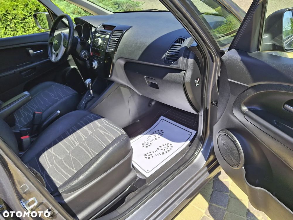 Kia Venga 1.6 CVVT Automatik Dream Team Edition - 18