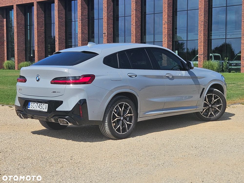 BMW X4 - 11