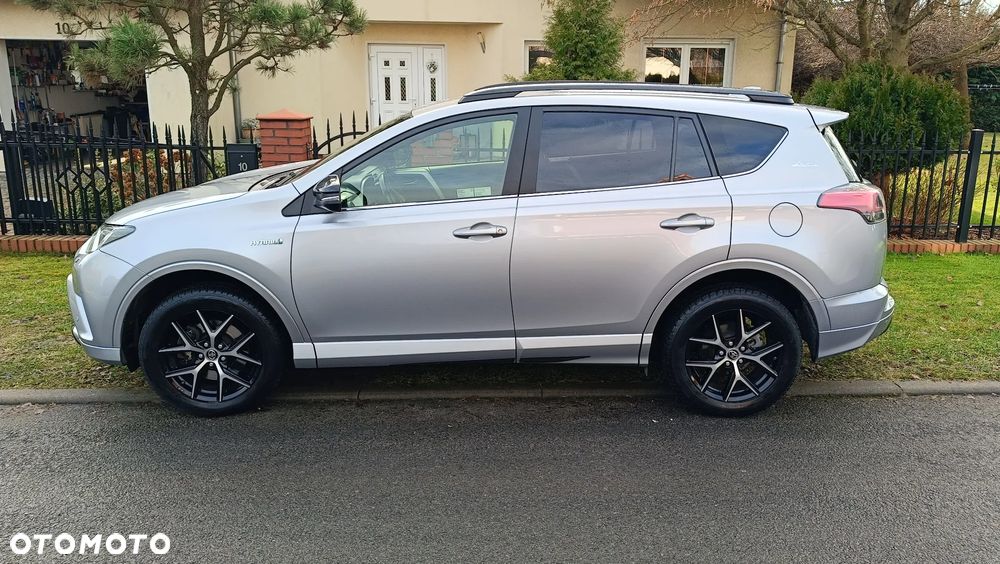 Toyota RAV4 Hybrid Selection 4x4 - 12