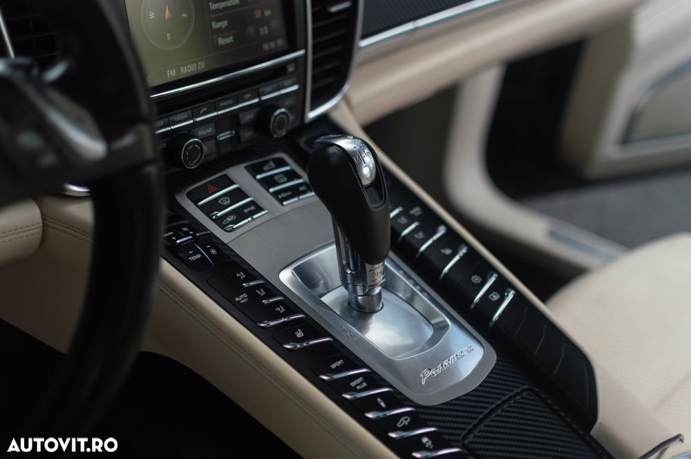 Porsche Panamera 3.0 PDK 4S Executive - 25