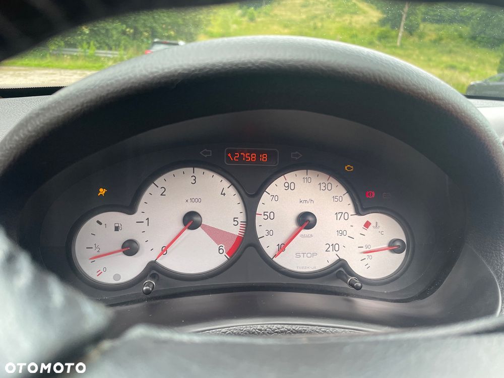 Peugeot 206 CC - 4
