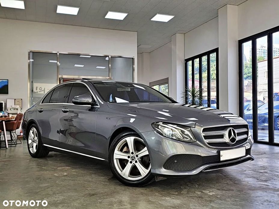 Mercedes-Benz Klasa E - 2