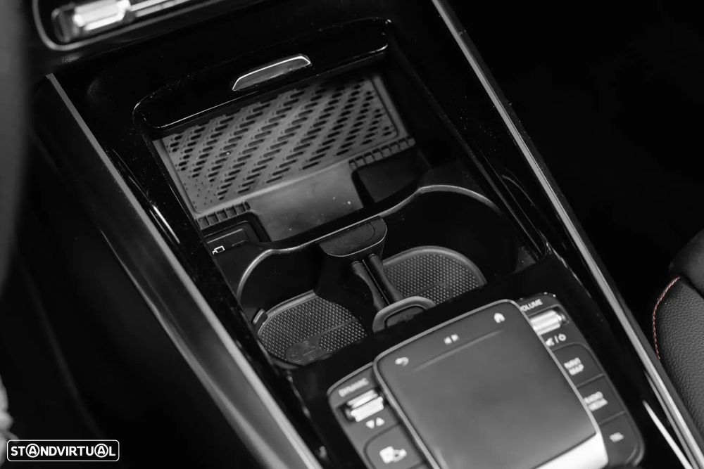 Mercedes-Benz GLA 250 e 8G-DCT AMG Line - 35